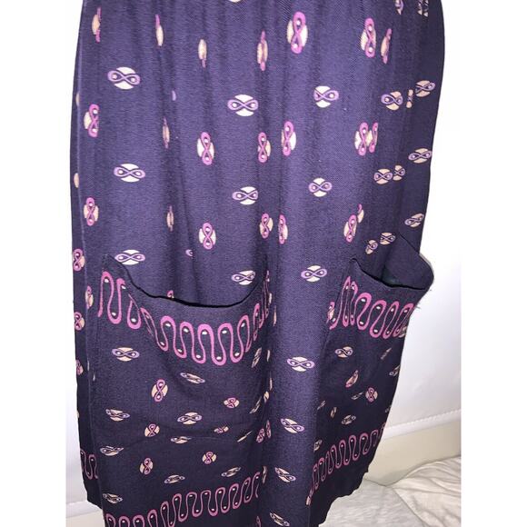 Anna Sui Smocked Cottage-core Purple Dress W/ Pockets Size 2 - Picture 4 of 9